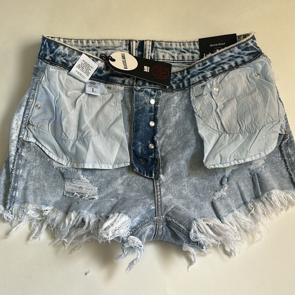l&M Cut Off Lightwash Denim Shorts Large New - Picture 8 of 12